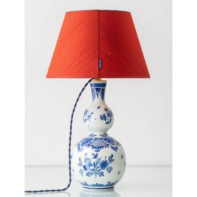 Blue Vintage Royal Delft Blue & White Ceramic Table Lamps with New Vermilion Silk Shades, Set of 2 For Sale - Image 8 of 18