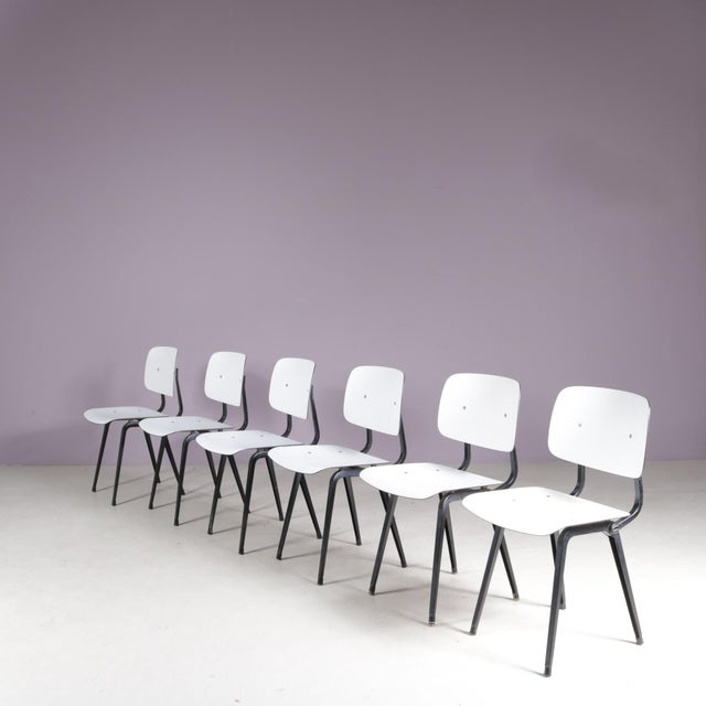 Result Chairs by Friso Kramer for Ahrend-De Cirkel, 1950s, Set of 6, in Good conditions. Designed 1950 to 1959 This piece...