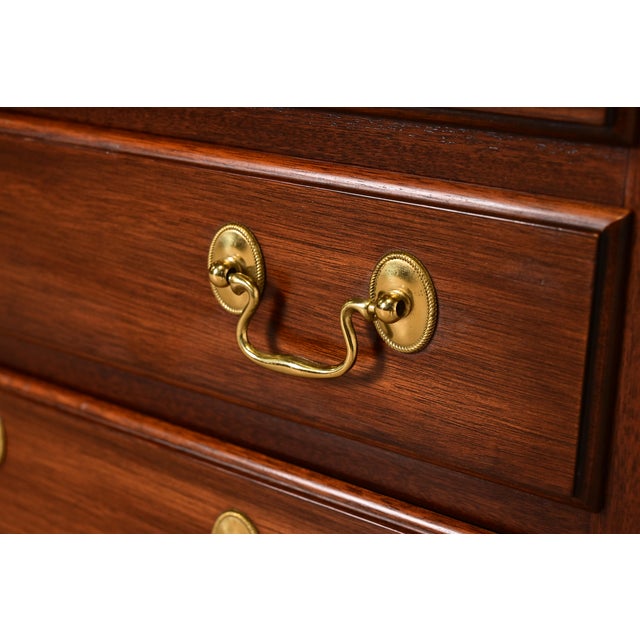Late 20th Century Henkel Harris Georgian Solid Mahogany Nightstand or Bachelor Chest For Sale - Image 10 of 14
