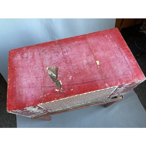 Early 19th Century Anglo Indian Camphor Wood Trunk on Stand With Mongoose Motif For Sale - Image 12 of 12