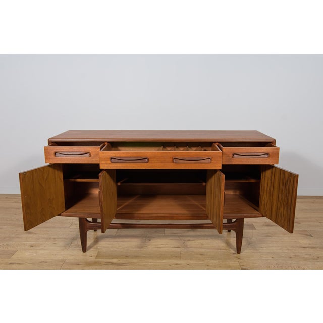 Mid-Century Modern Teak Sideboard by Victor Wilkins for G-Plan, 1960s For Sale - Image 17 of 18