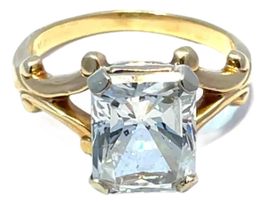 14k Yellow Gold Emerald Center Zircon Stone Ring, Size 5.75