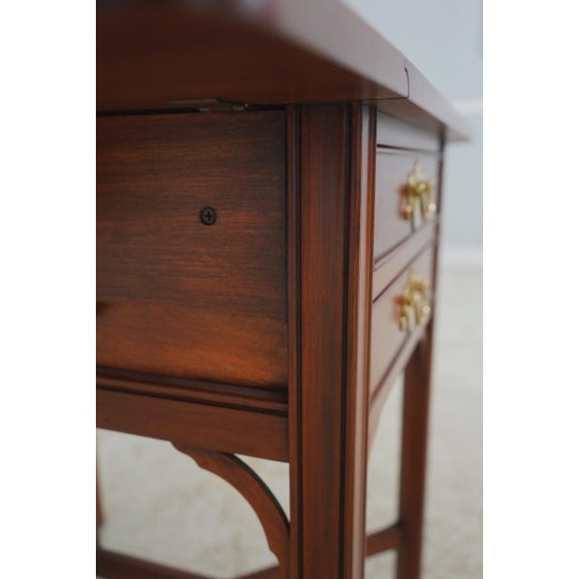 Henkel Harris Cherry Drop Side Pembroke Table For Sale - Image 11 of 18