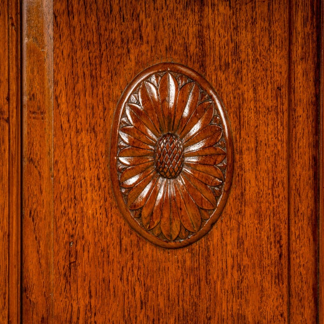 Brown Early 20th Century English Edwardian Oak Sideboard Buffet Server Carved Sunflower Motif Cabinet For Sale - Image 8 of 18