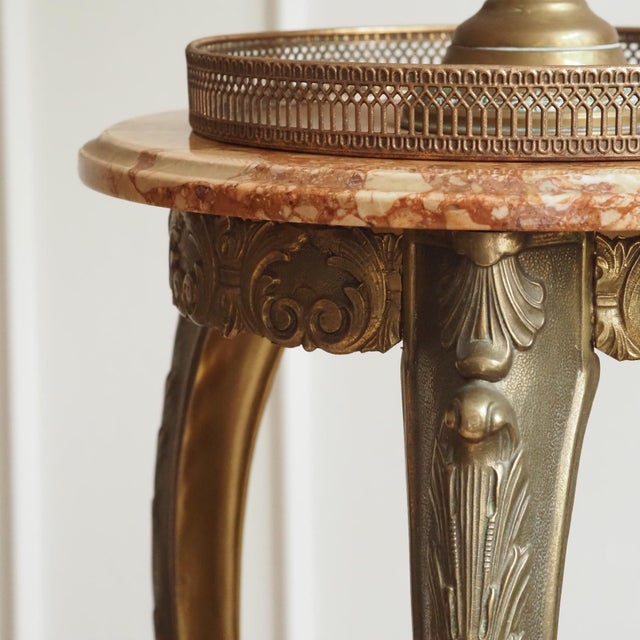 Brown Louis XV Style Gueridon Side Table in Brass and Marble For Sale - Image 8 of 9