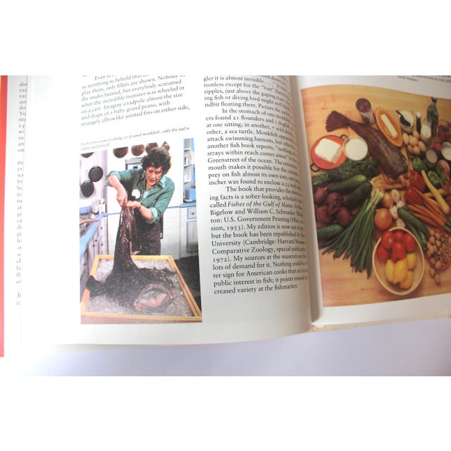 1980s 1981 Julia Child & More Company Hardcover Cookbook For Sale - Image 5 of 10
