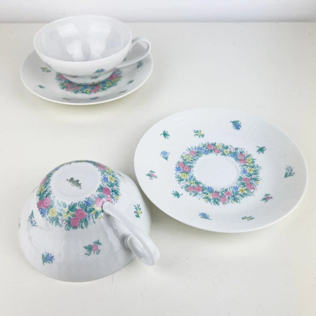 Vintage Studio Linie Romance Garland Floral Porcelain Cup and Saucer Set by Bjorn Wiinblad for Rosenthal, Set of 2 For Sale - Image 6 of 11