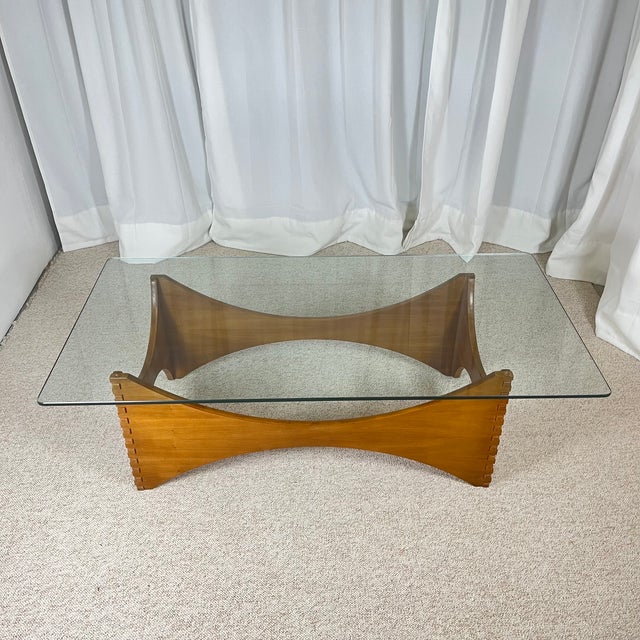 1970s Sculptural Coffee Table in Mahogany and Glass, Europe, 1970s For Sale - Image 5 of 18