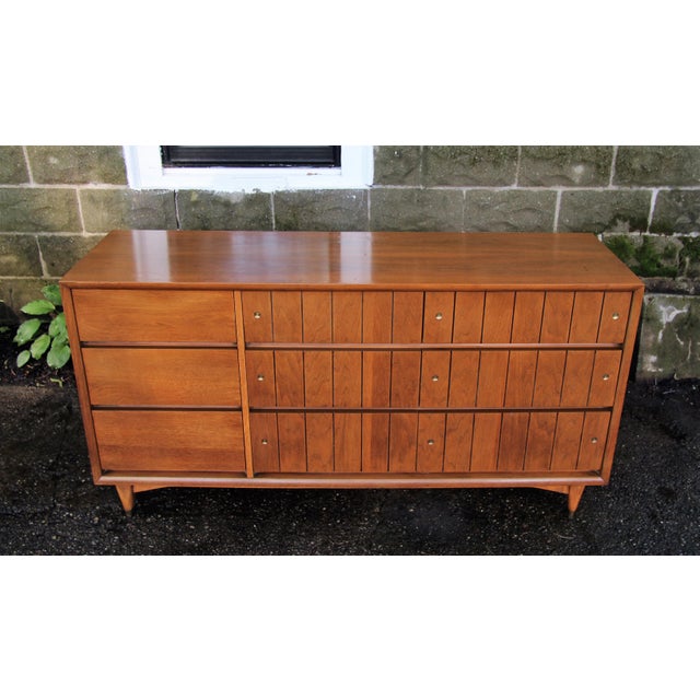 Kroehler Furniture MidCentury Credenza Chairish