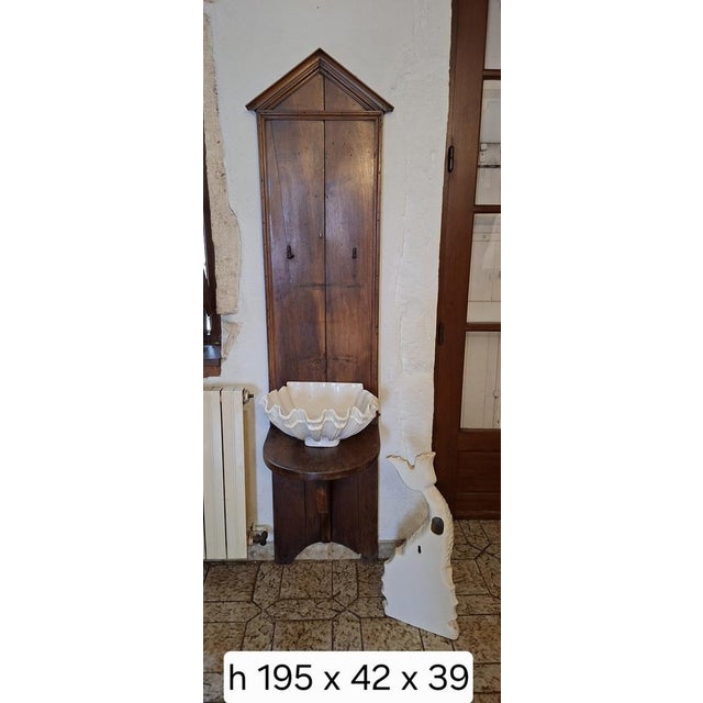 20th Century Earthenware Wall Fountain by Emile Tessier, 1890s, in Good conditions. Designed 1890 to 1919