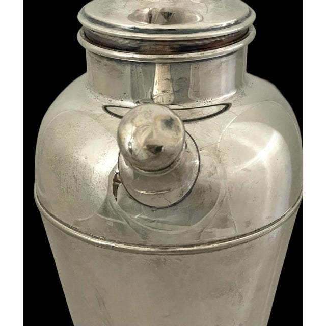 Silver Vintage Crescent Silverware MFG Co. Silver Plated Cocktail Shaker Art Deco For Sale - Image 8 of 8