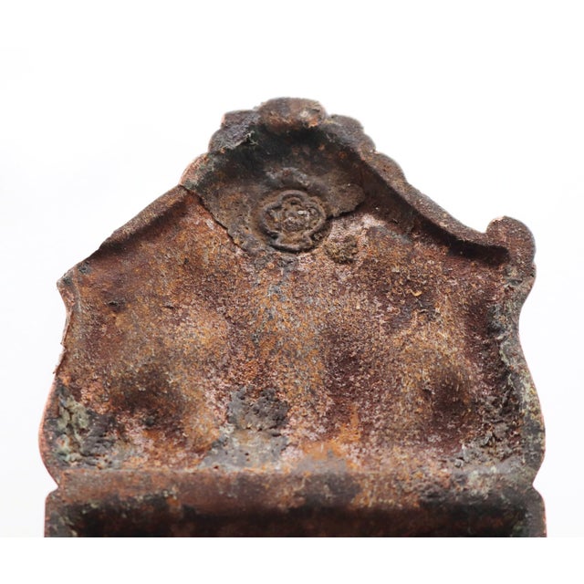 Metal Antique Victorian Yale & Towne Cast Iron Door Pull For Sale - Image 7 of 7