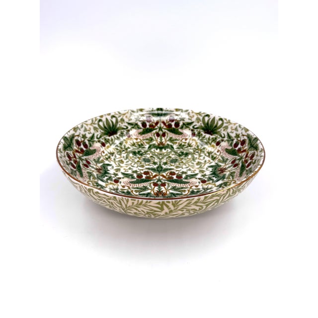 Morris & Co. Strawberry Thief Porcelain Soup Bowls - Set of 4 For Sale - Image 9 of 10