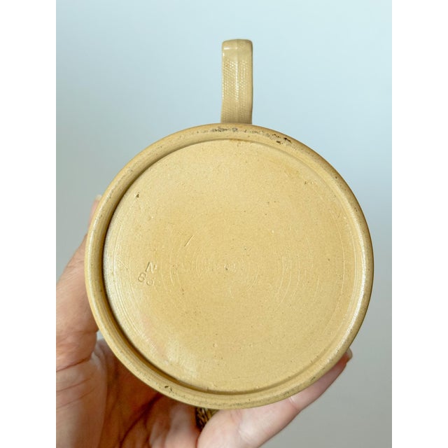 Oyster Gray 1870s English Traditional Copeland Caneware Pitcher Jug With Rouletted Decoration and Applied Sprigging For Sale - Image 8 of 10