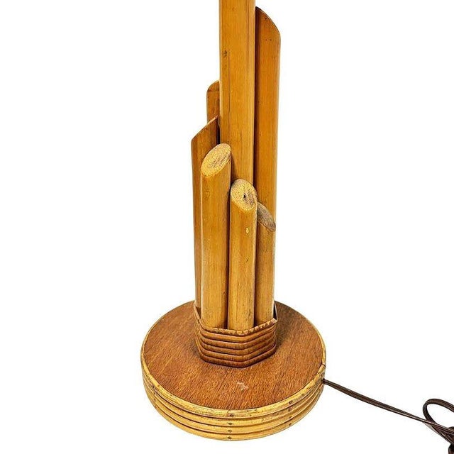 Wood 1950s Mid Century Modern Sculptural Mahogany & Wicker Wrapped Rattan Graduated 7-Pole Table Lamps, Pair For Sale - Image 7 of 7
