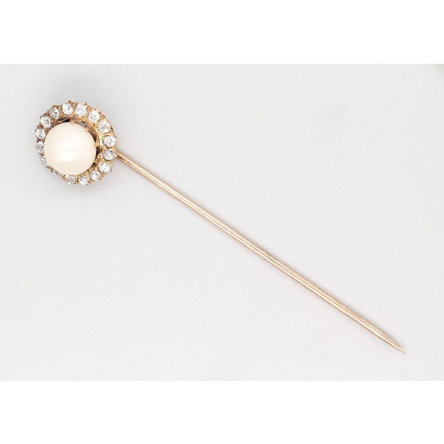 Gold Vintage Mid-Century 14k Gold, Mabe Pearl, and Diamond Stickpin For Sale - Image 8 of 12