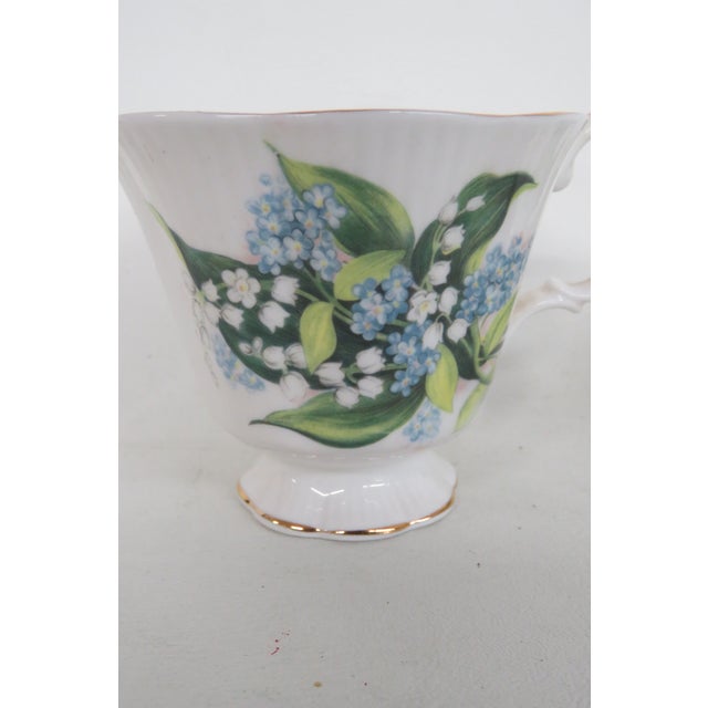 Mid 20th Century Royal Albert Lily of the Valley Bone China Flowers Tea Cup and Saucer Set 4649b For Sale - Image 5 of 14