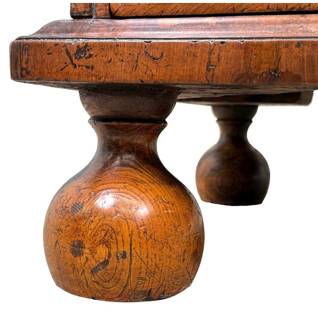 Queen Anne Walnut Bureau, 1705 For Sale - Image 12 of 18