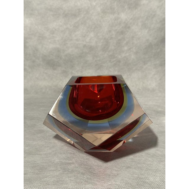 Glass Faceted Red Diamond Sommerso Murano Glass Ashtray attributed to Flavio Poli, 1960s-1970s For Sale - Image 7 of 7