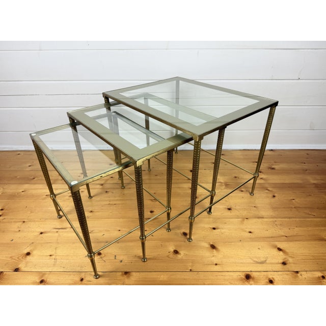 Mid-Century Modern Vintage Hollywood Regency Brass and Glass Nesting Tables, 1950s, Set of 3 For Sale - Image 3 of 11