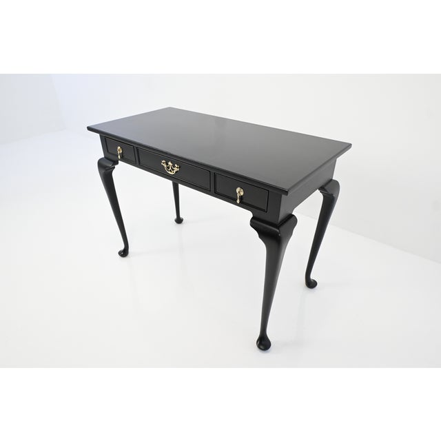 Kittinger Ebonized Mahogany & Burl Wood Writing Desk / Console | Newly Refinished For Sale In South Bend - Image 6 of 15