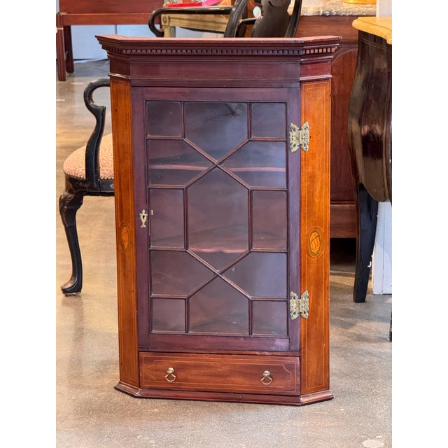 Traditional Mid 18th Century George II Mahogany Hanging Corner Cupboard For Sale - Image 3 of 13