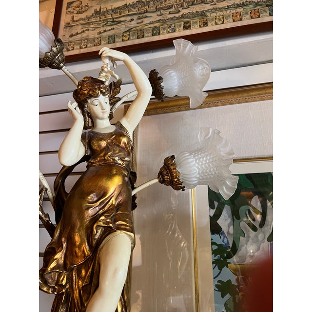 Metal Vintage Spelter Female Figure Lamp With 4 Glass Ruffled Shades For Sale - Image 7 of 11