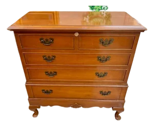 Vintage 1950 Lane Furniture Queen Anne-Style Lowboy Cedar Chest