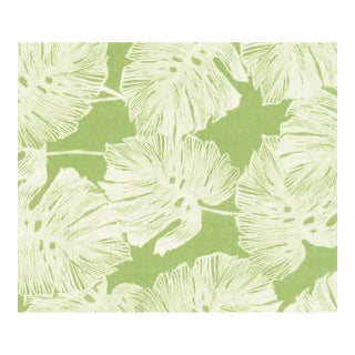 Sample - Schumacher Del Coco Fabric in Leaf For Sale