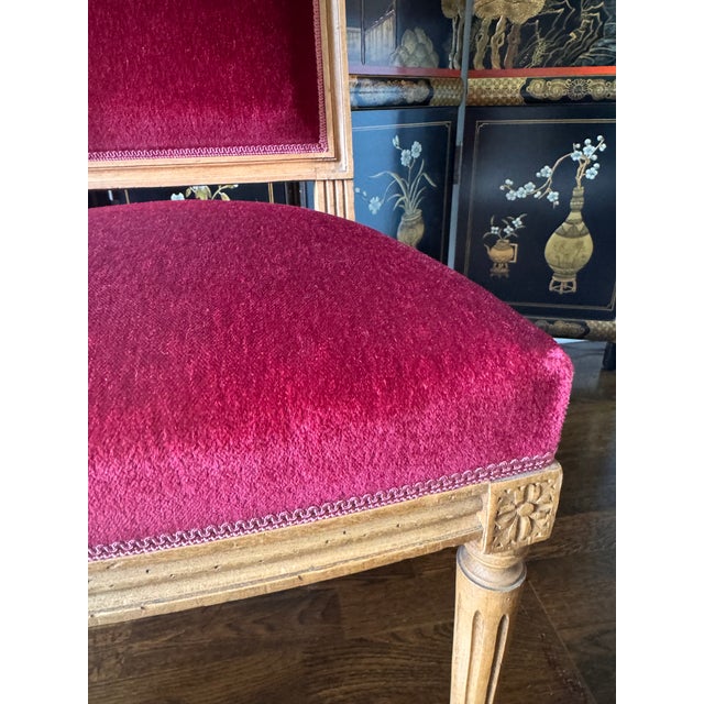Vintage Louis Xvi, 4 Chairs in Burgundy Mohair Upholstery For Sale In New York - Image 6 of 9