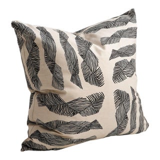 Linen Cotton Blend Accent Pillows For Sale