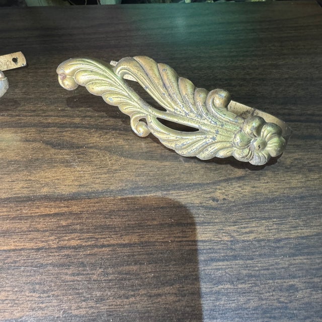 Rococo Vintage Ancathus Leaves Curtain Tie Backs- A Pair For Sale - Image 3 of 7