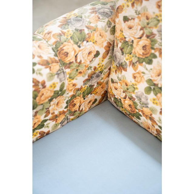 2-Seater Sofa in Floral Fabric, Wooden Structure, Plastic and Wooden Feet, 1970s For Sale - Image 15 of 18