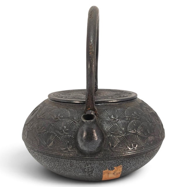 20th Century Oigen Nanbu Seieido Nambu Cast-Iron Pine and Crane Tetsubin For Sale - Image 4 of 16