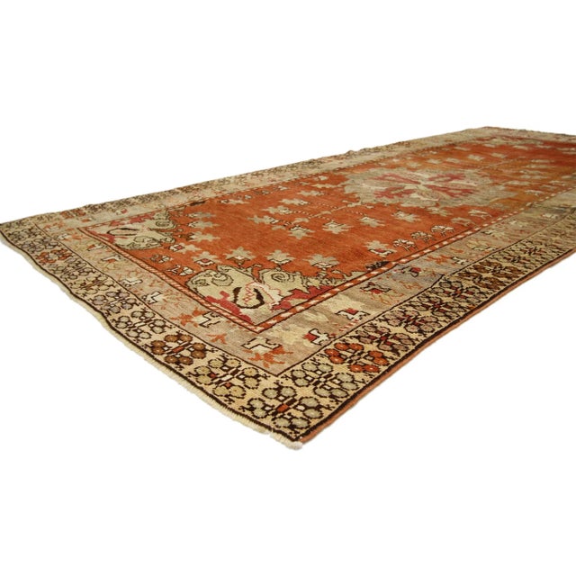 50634 Antique Turkish Oushak Rug Runner, 04'04 x 08'09. This exquisite hand-knotted wool antique Turkish Oushak rug runner...