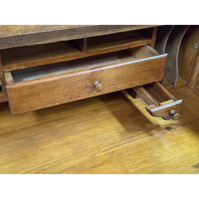 Vintage American Roll-Top Desk in Oak, 1920s For Sale - Image 10 of 12