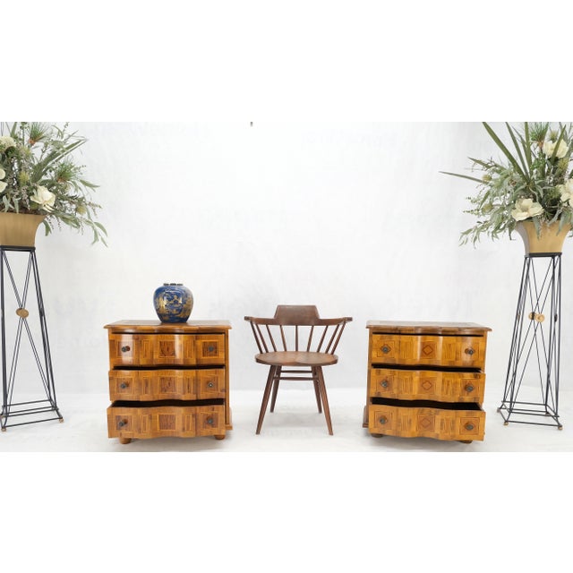 Mid-Century Modern Pair of Fine Italian Inlaid Three Drawers Banded Tops Nightstands Small Dresser For Sale - Image 3 of 14