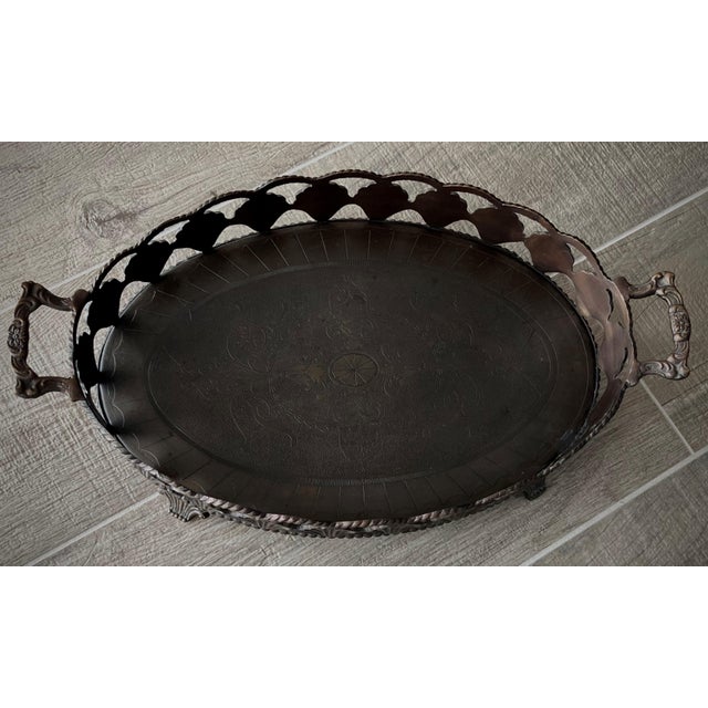 Late 20th-Century Regency-Inspired Iron & Steel Scallop Shell Centerpiece Gallery Oval Tray For Sale In Austin - Image 6 of 16