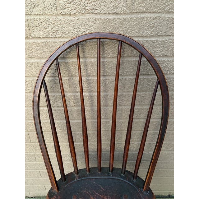 Wood Circa 1790 American Windsor Bow-Back Side Chair With Original Patina For Sale - Image 7 of 13