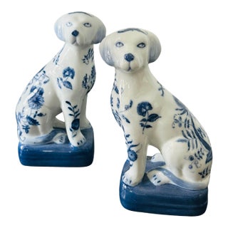 Pair Vintage Wong Lee Blue & White Porcelain Staffordshire Dog Figurines – Wl 1895 Hand-Painted Floral Mantel Dogs Bookends For Sale