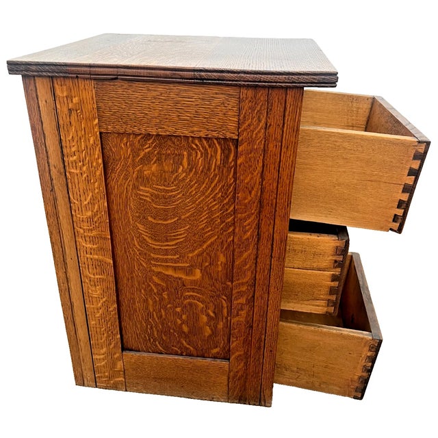 Antique Nightstand, Small Chest, Mission Arts & Crafts Quarter Sawn Oak 3 Drawer For Sale - Image 4 of 11