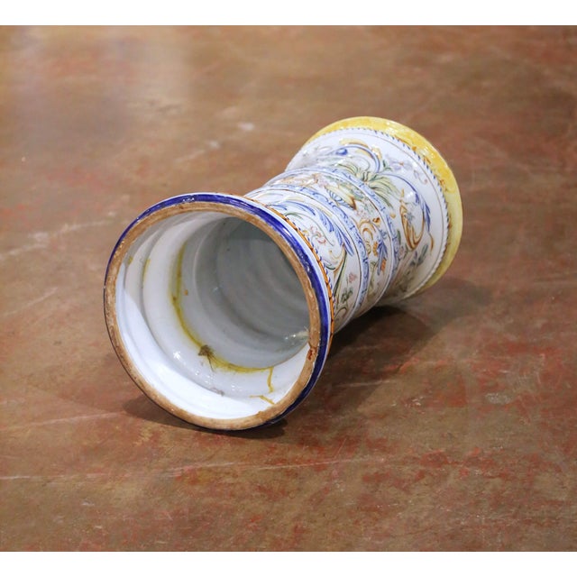 White Early 20th Century Italian Faience Pedestal Column With Hand Painted Decor For Sale - Image 8 of 12