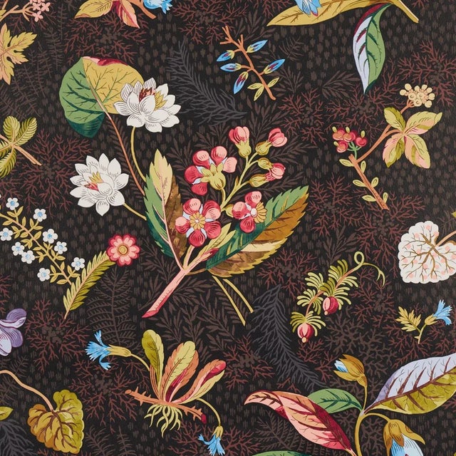 Contemporary Schumacher Blackwell Wallpaper in Noir - 10 Yards For Sale - Image 3 of 6