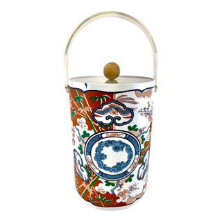 1960s Mid-Century Georges Modern Briard Lidded Ice Bucket With Lucite Handle Chinoiserie Motif For Sale
