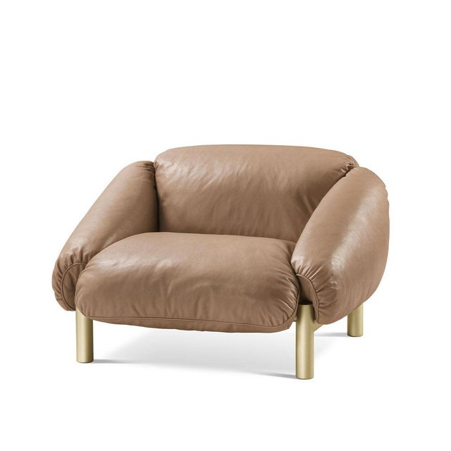 The Flo Armchair is an exquisite homage to mid-20th century Brazilian design, exemplifying a harmonious blend of luxury...