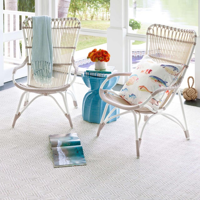 Dash & Albert Dash & Albert by Annie Selke Diamond Platinum/White Indoor/Outdoor Rug, 2'6" x 8' For Sale - Image 4 of 6