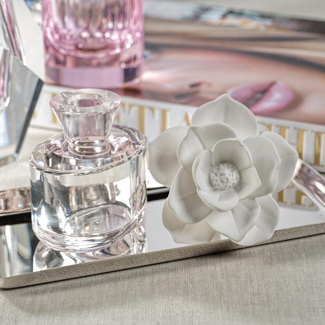 2020s Venezia Porcelain Diffuser, “Gabriella”- Lily of the Valley, Rose Petals and Musk For Sale - Image 5 of 5