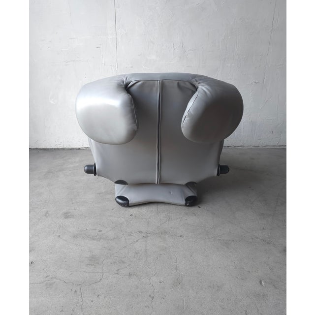 1980's "Wink" Lounge Chair by Toshiyuki Kita for Cassina For Sale In Las Vegas - Image 6 of 16