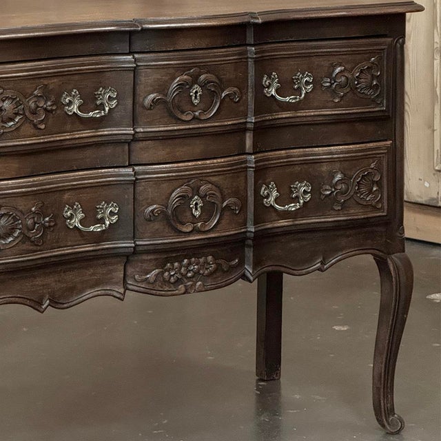 Burnt Umber Country French Louis XV Walnut Commode For Sale - Image 8 of 17