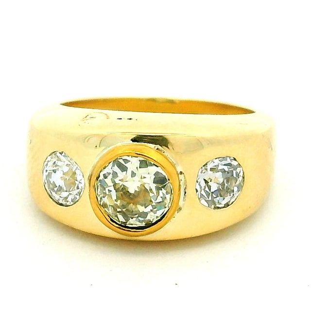 Vintage 1970s 18k Gold Diamond Gypsy Ring, 1.75 Carats Total, Size 5.75 For Sale - Image 15 of 16